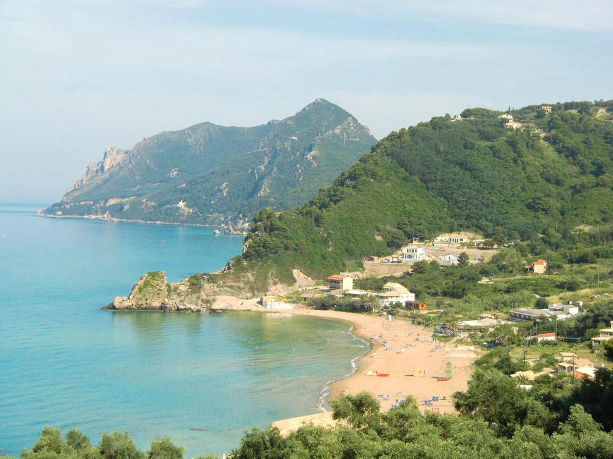 Luxury Loft Apartment With Pool - Pelekas Beach, Corfu エクステリア 写真